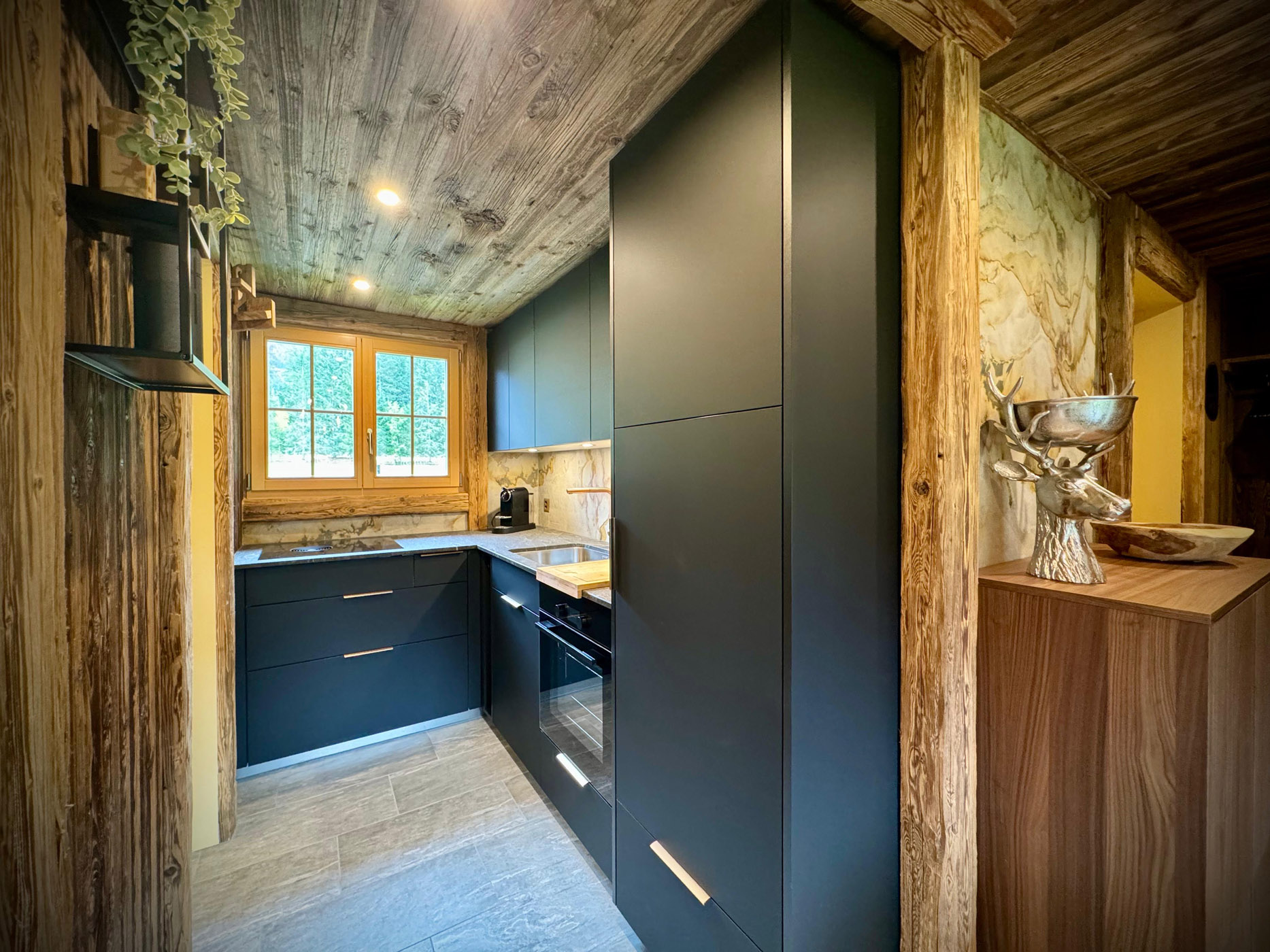 Image 4 Chalet Monjeri_Küche